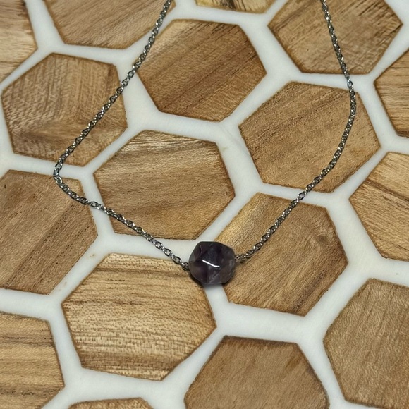 Faceted Amethyst Crystal Necklace Natural Healing Gemstone - Picture 5 of 6